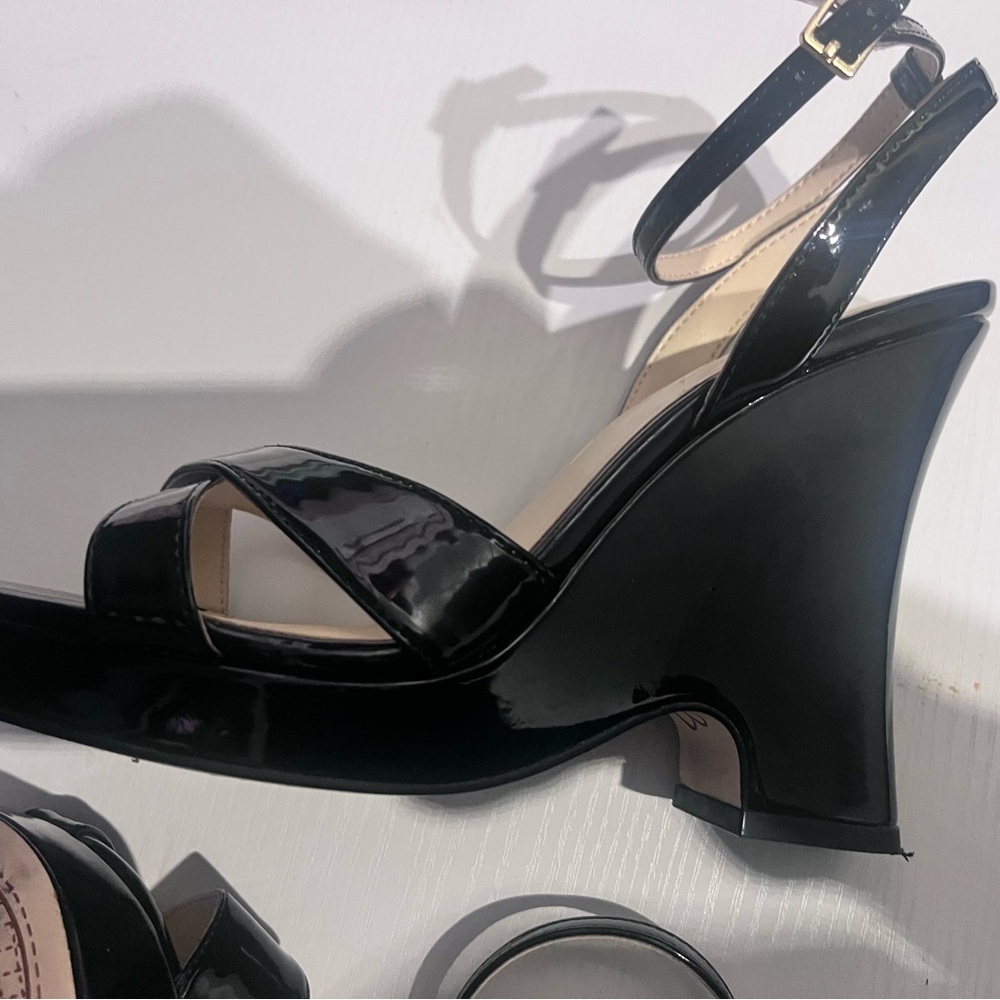 Jessica Simpson Glossy Black Strappy Heels - Picture 4 of 6